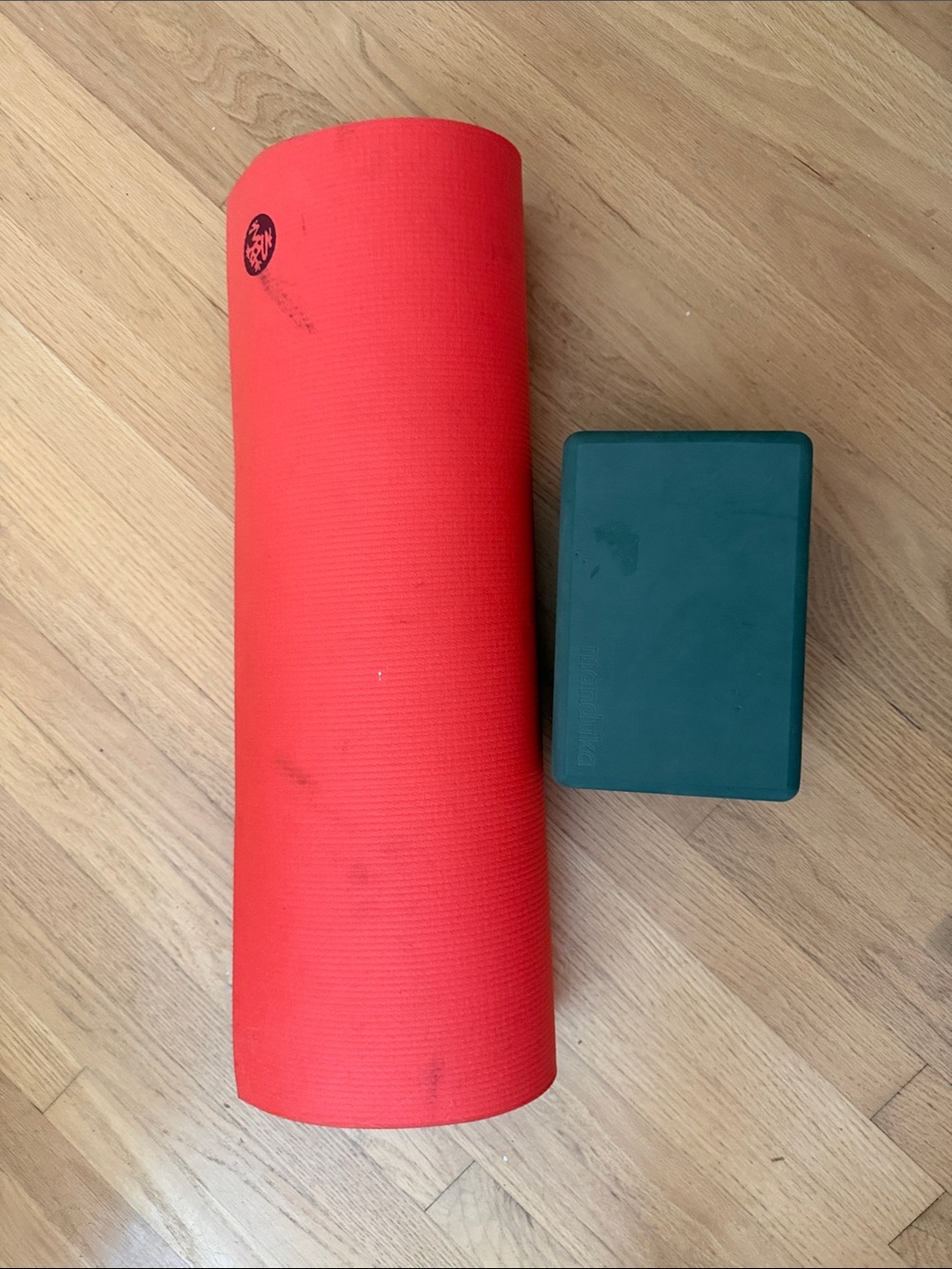 manduka Yoga Mat with block
